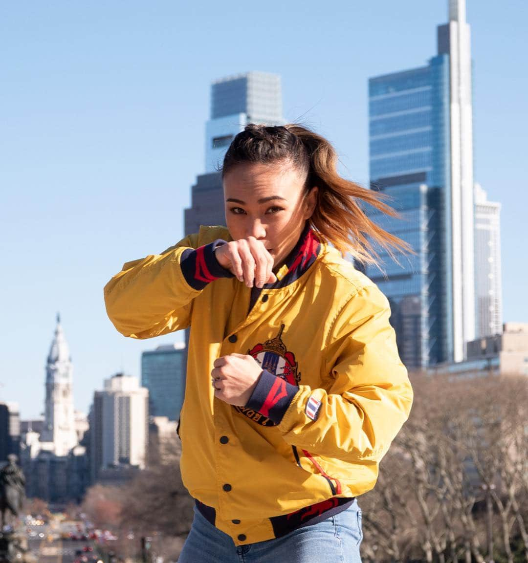 UFCさんのインスタグラム写真 - (UFCInstagram)「Gonna fly now! 👊 @KarateHottieMMA #UFCPhiladelphia」3月27日 22時25分 - ufc