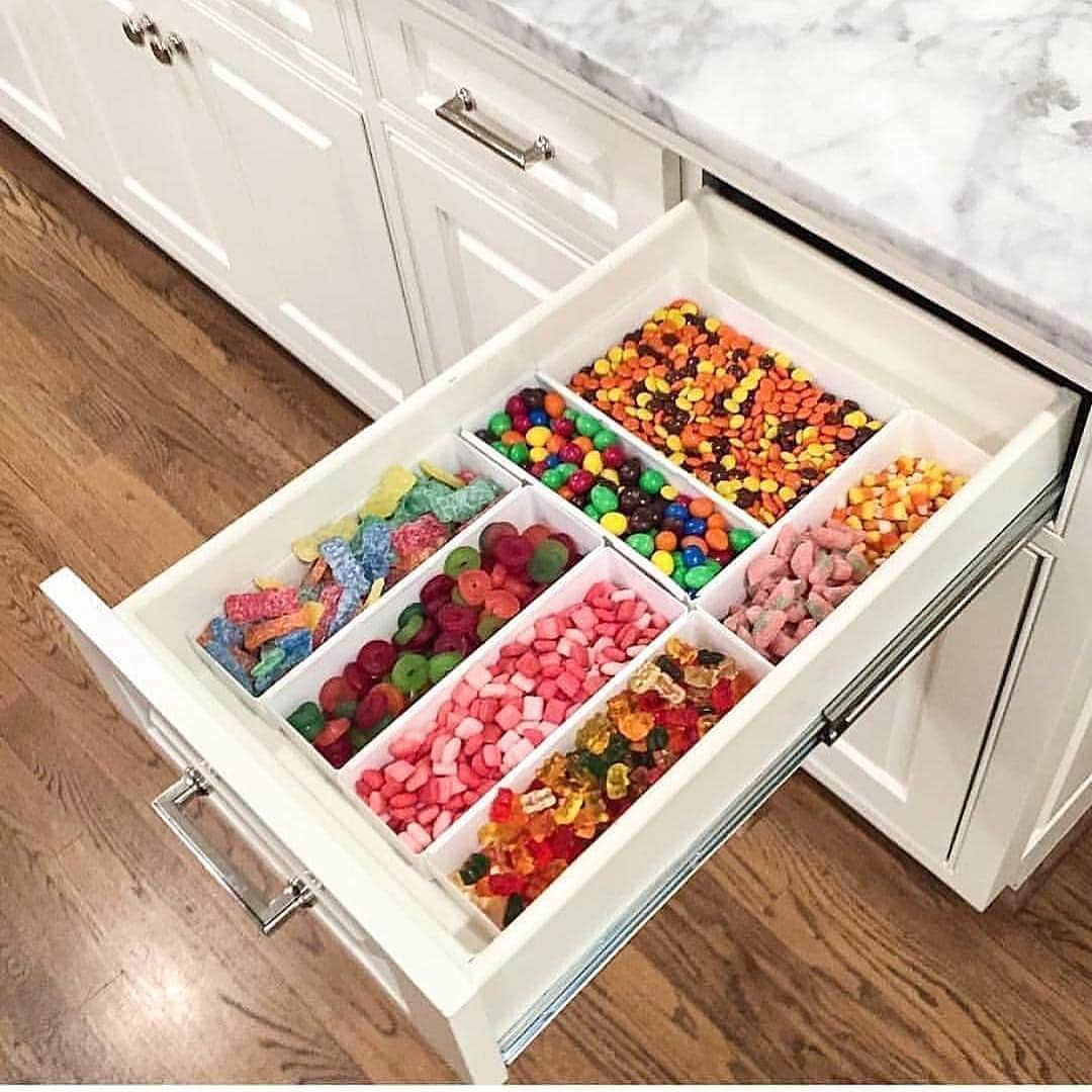 BeStylishさんのインスタグラム写真 - (BeStylishInstagram)「Tag a candy lover 💕Like 🌟 if you have a candy 🍭🍫🍪drawer in your house 😍🤣Credit 📸 : Unknown pls dm for proper credit ty 💕✨ ✨ ✨ ✨ Follow: @bestylish  Follow: @mentor ✨ ✨ ✨ #bestylish #socute💕 #nodiet #candydrawer #nodieta #nodietclub #nodietdiet #nodietas🚫 #nodieting #girltime #girltime👭 #ilovecandy #candy #candycandy  #girltimes #girltimefun #meandmygirl #meandmygirls #girlfun #fungirl #mybestie #mybesties❤️ #girlsnight #girlsnightout👯 #nightgirls #girlsnightout💃 #girlsnightin #girlsnightinparty ✨ ✨ ✨ ✨」3月27日 22時28分 - bestylish