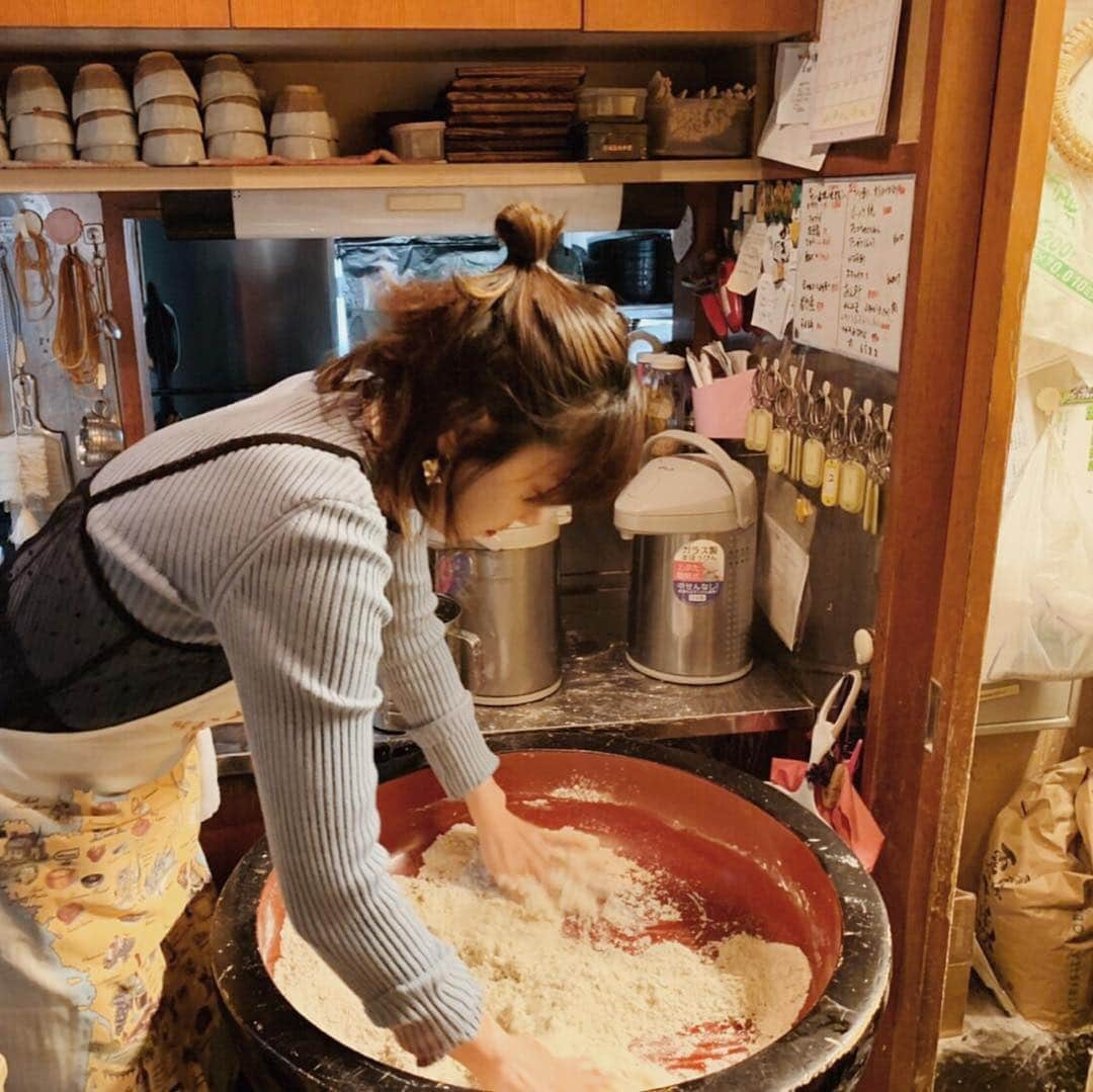 HALCAさんのインスタグラム写真 - (HALCAInstagram)「大好きな #お蕎麦 を 帰国後すぐに打ってきましたー！#蕎麦打ち  お蕎麦ってなんて美味しいの🤤🥢 日本食の素晴らしさに改めて気づく。 これって旅行帰りあるある、かな？ #SOBA」3月27日 23時12分 - halca_
