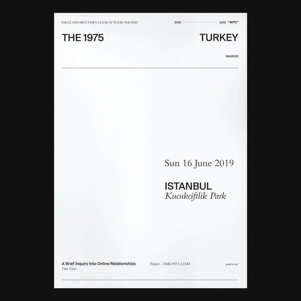 さんのインスタグラム写真 - (Instagram)「// I S T A N B U L - O N S A L E N O W // L O V E the1975.com」3月27日 23時12分 - the1975