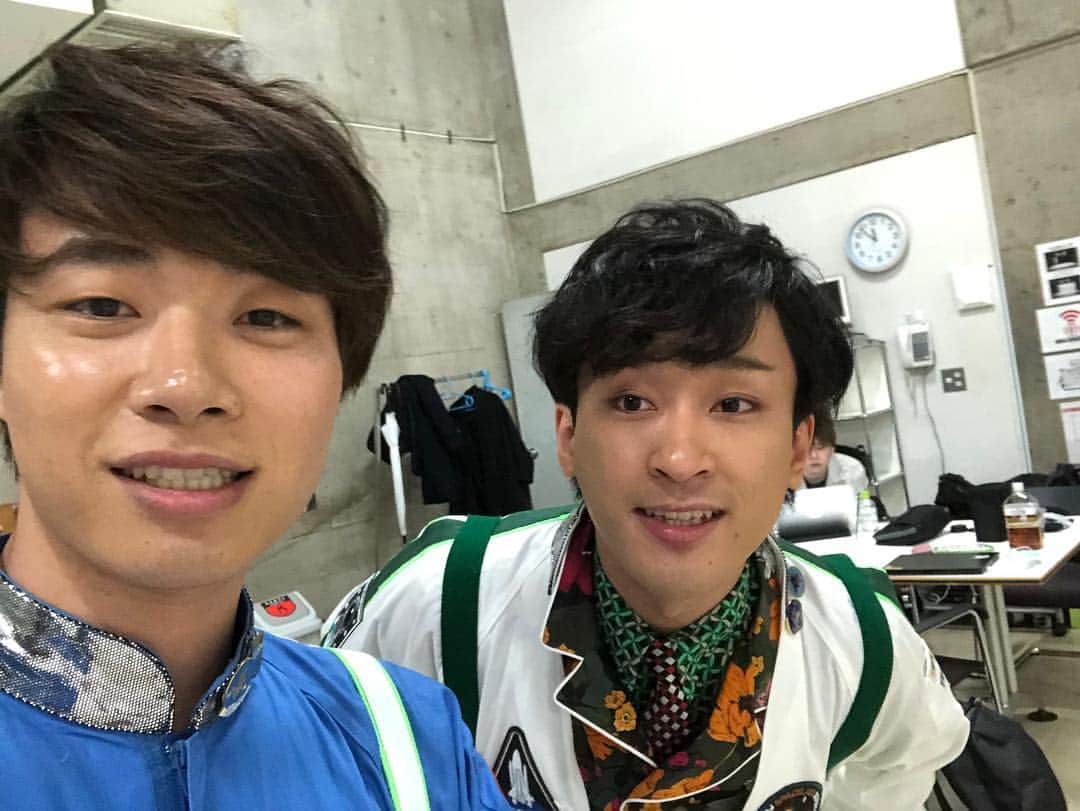 としみつのインスタグラム：「愛が止まらないね。  #アバンティーズ」