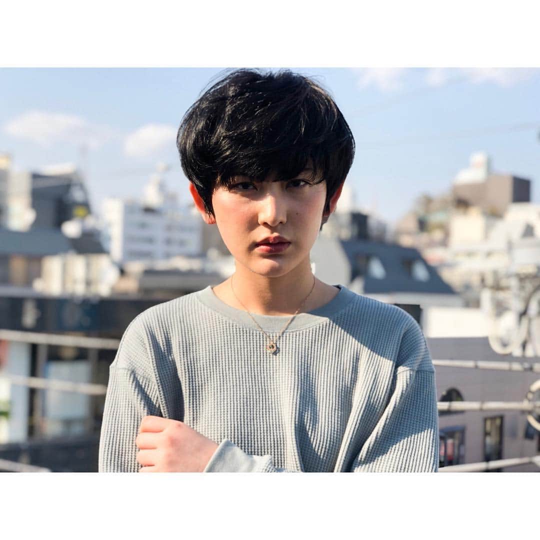 長津 健一郎のインスタグラム：「hair,makeup,styling,,,my works 花見行きたい🌸🌸 楽しいく投稿します自由にインスタやろ！ 😃😊👍 —————————————— ---------------------------- @nagatsu_ken @quatrochiba.jp @quatro.style 担当プロデューサーnagatsu QUATRO千葉★ NET予約は、プロフィールのURLから^ ^ 千葉県千葉市中央区本千葉町１ー１　１階  #quatrochiba #サロモ  #メイク #美容 #ヘアスタイリスト  #ひたちなか #コーディネート#コーデ #quatro  #hairstyle  #hairstyles  #hairstylist  #ヘアサロン#ファッション#千葉中央 #撮影会 #撮影 #モデル #撮影モデル募集 #サロン #水戸 #instagood #photooftheday #love #followme」