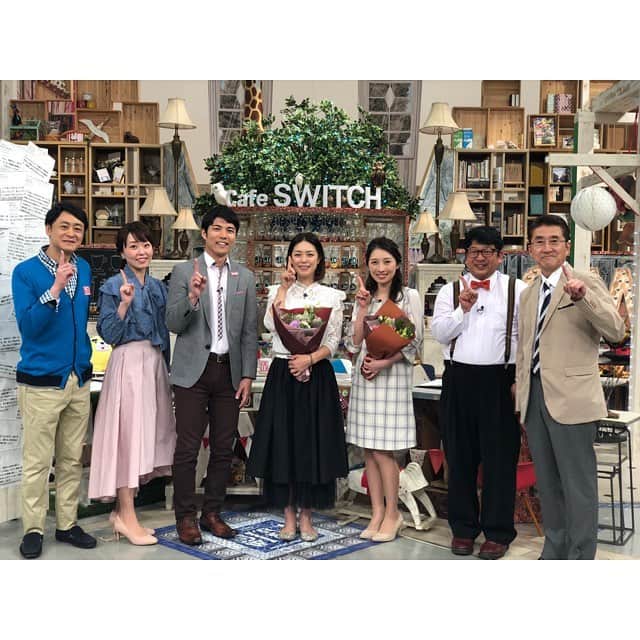 加藤紀子のインスタグラム：「東海テレビ「スイッチ！」生放送、6年終えたところで本日卒業となりました。 （MCも変わるなど番組リニューアルに伴い子育てなどにも力を入れるとのこと！内容パワーアップです✨） 毎週水曜日、このメンバーで和気藹々と放送できて幸せでした😊 お付き合いくださった皆様、本当にありがとうございました😊😊 そして取材先でお会いした皆様、大変お世話になりました😊😊😊 そしてプロデューサーさんを始めスタッフの皆様、最後まで仲良くして下さり、本当にありがとうございました😊😊😊 🌸😭🌸 #東海テレビスイッチ水曜日 #卒業にぴったりな朗らかな水曜日となりました」