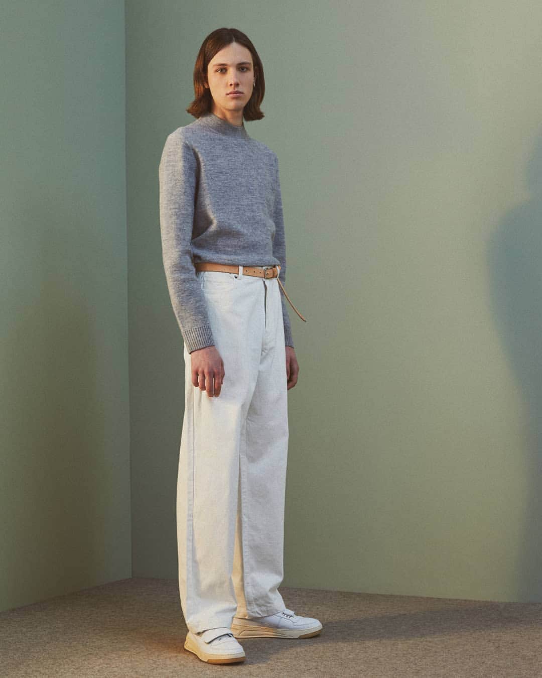 のインスタグラム：「Autumn 19 | New Arrivals _ Sean wears the Advance Boiled Wool Sweater in Grey Melange and Sworn Denim Pant in White | In stores & online now」