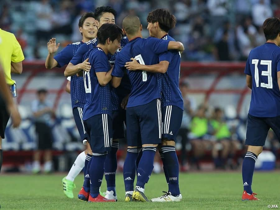 日本サッカー協会さんのインスタグラム写真 - (日本サッカー協会Instagram)「📸Match Photos U-22日本代表は3月26日（火）、AFC U-23選手権タイ2020予選の第3戦でミャンマーと対戦し、7-0で勝利。3連勝でグループ首位となり、AFC U-23選手権タイ2020出場を決めました。 ・ AFC U-23選手権タイ2020予選 グループステージ第3戦 日本 7-0 ミャンマー ⚽7分 #前田大然 ⚽9分 前田大然 ⚽18分 #岩崎悠人 ⚽38分 #中山雄太 ⚽44分 前田大然 ⚽69分 岩崎悠人 ⚽79分 中山雄太 ・ ―――――――――――――――――― AFC U-23選手権タイ2020予選 3/22 8-0 マカオ 3/24 6-0 東ティモール 3/26 7-0 ミャンマー ・ 👉大会情報はJFA.jpへ ――――――――――――――――――」3月27日 16時52分 - japanfootballassociation