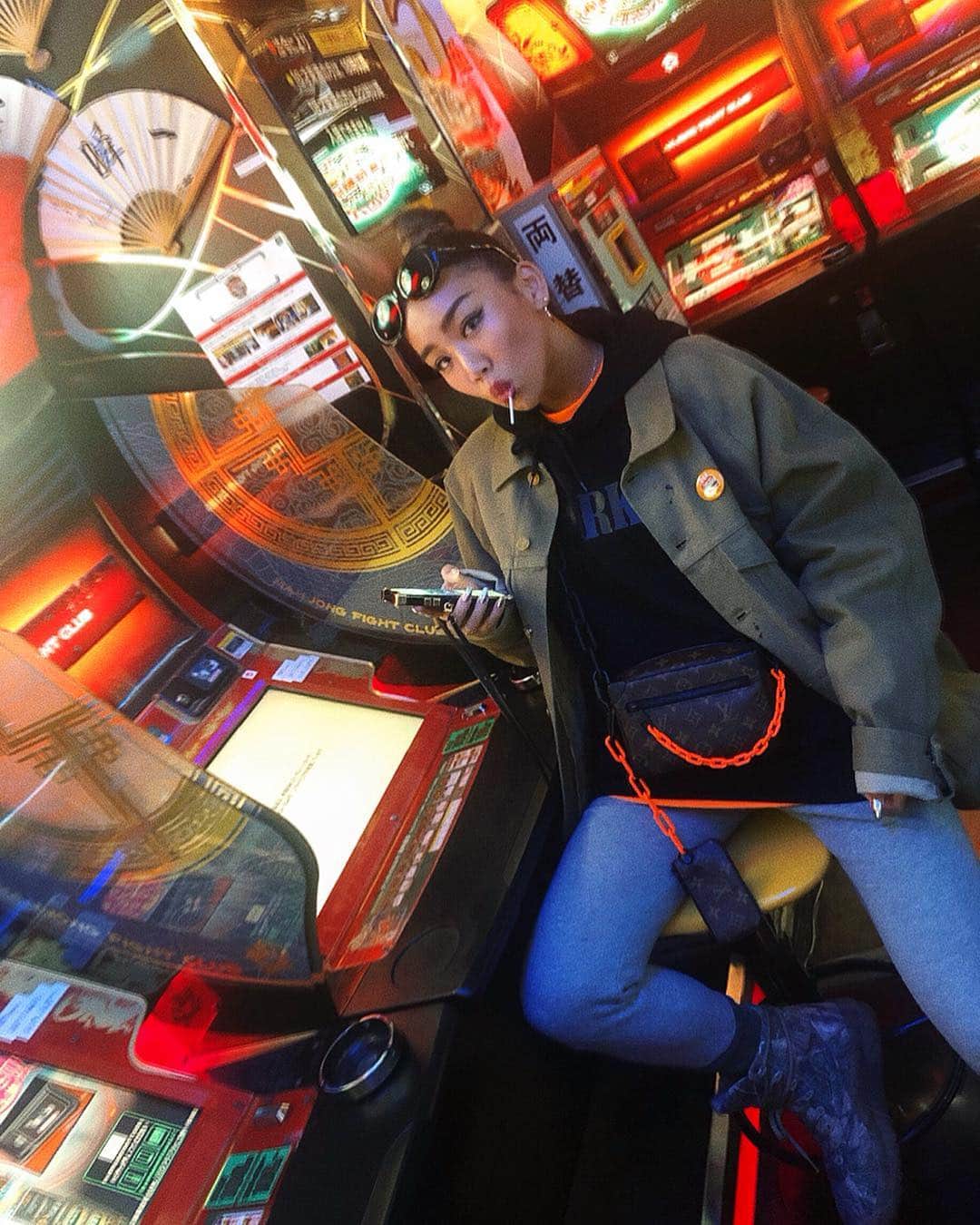 のインスタグラム：「📍Las Vegas #lasvegas #shimokitazawa #game #gamecenter #ootd #outfit #street #fashion  #code #streetfashion #streetstyle #ysl #saintlaurent #fearofgod #_darkside_ #louisvuitton #yeezy  #season5 #yeezyseason5 #calabasas #kogenatsu #焦げNATSU #こげなつ」