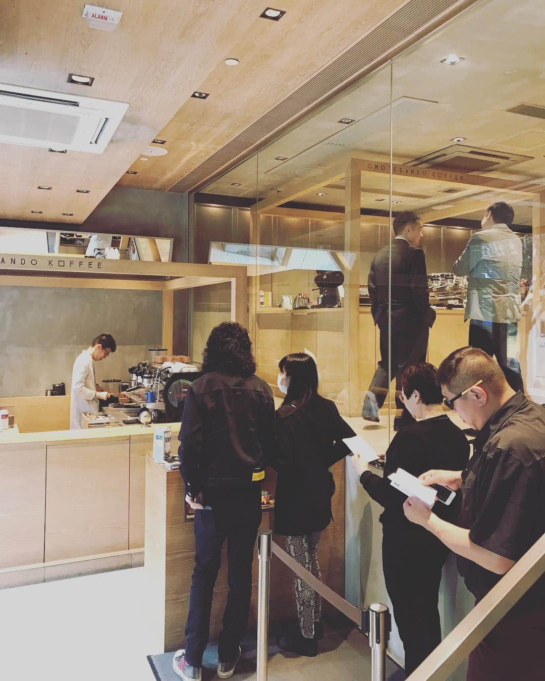 goodcoffeemeさんのインスタグラム写真 - (goodcoffeemeInstagram)「So happy to finally at Omotesando Koffee... IN HONG KONG🥰 @vja  #goodcoffee_hongkong #goodcoffee_wanchai #omotesandokoffee」3月27日 17時27分 - goodcoffeeme