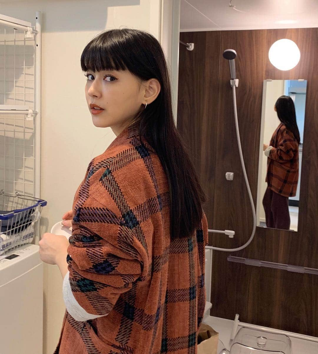 菅沼ゆり（ゆりっぱ）さんのインスタグラム写真 - (菅沼ゆり（ゆりっぱ）Instagram)「#ゆりっぱ部屋  公開まで少しお待ちを🐿 作業日！ 今日は茶色いね」3月27日 17時45分 - yurippa93