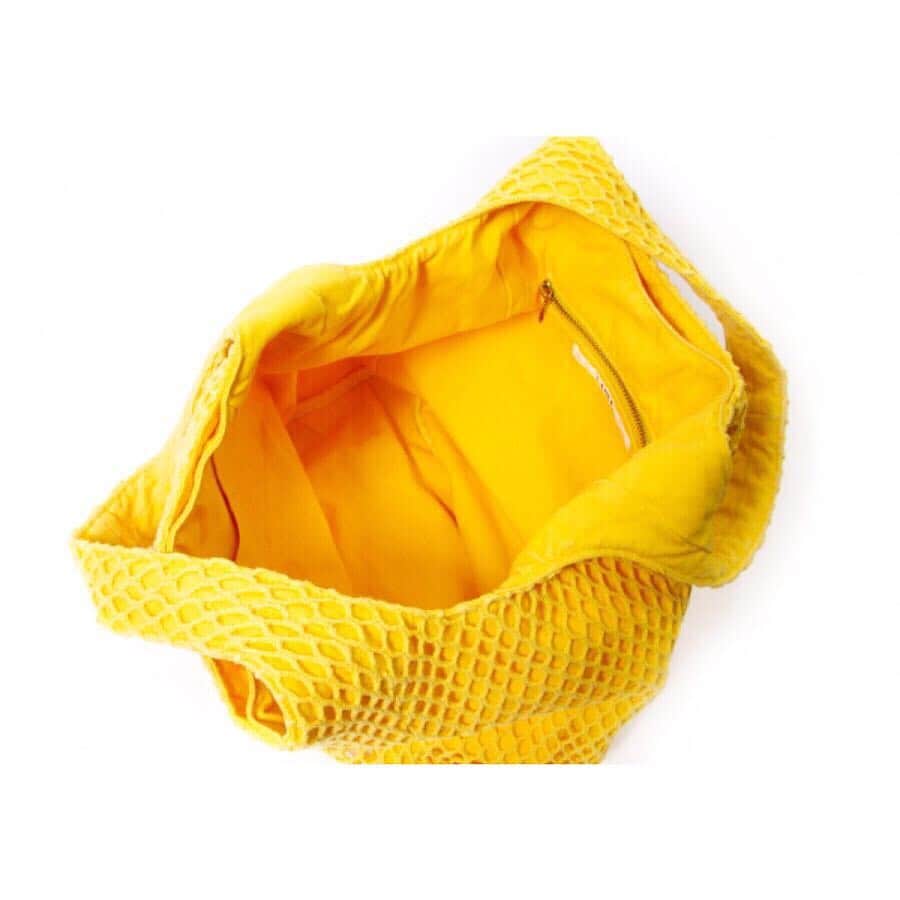 playfulさんのインスタグラム写真 - (playfulInstagram)「【✨Price Down Item✨】 【SALE】リミフゥLIMI  feu ネットレイヤードキャンバスバッグ 黄(¥18,144→ ¥14,515) https://www.playful-dc.com/mobile/products/details49427.html ▲HPにて3buy50%OFFセール開催中♪▲ 新規会員様限定！！ 合計¥8000分クーポン配信中！  tel 0120-129-084 mail hello@playful-dc.com http://www.playful-dc.com #modellife #l4l#f4f#撮影データ #大阪#古着#モデル撮影 #followｍe #fashionista #リミフゥ#limifeu#playful#usedclothing #osakajapan #instapic#instafollow#instagood#instafashion#ootdfashion #outfitmen #coordinate#mode#プレイフル #古着mix#salesalesale #photoshop #着画 #cute#style」3月27日 17時53分 - playful_dc
