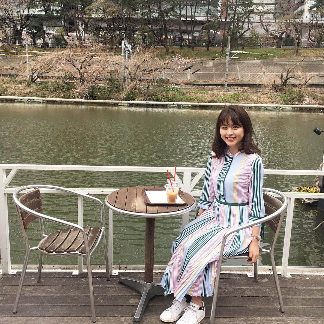 沖田愛加さんのインスタグラム写真 - (沖田愛加Instagram)「今日じゃないけど1週間くらい前🤩 友達とランチしたとき😊 . たくさん撮ってくれたからたくさん載せちゃう😨🌷」3月27日 17時58分 - okita_aika