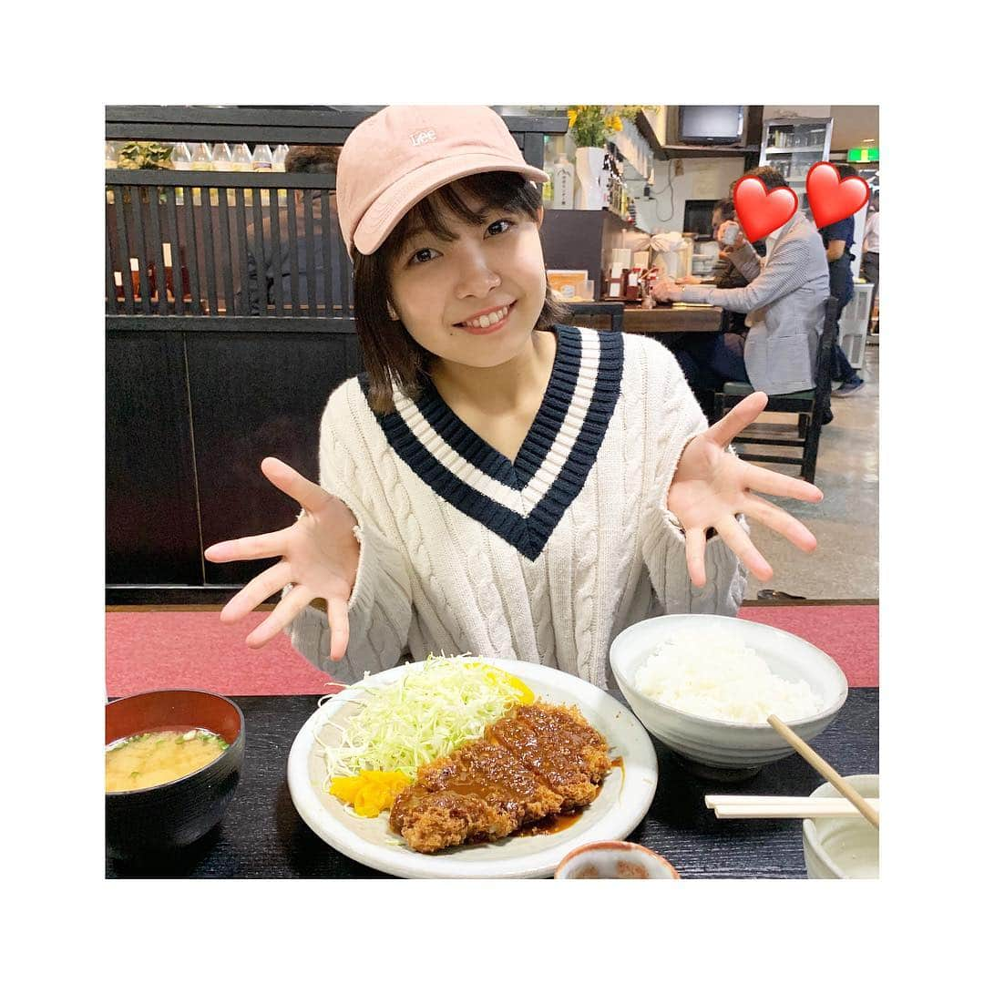 寺本莉緒さんのインスタグラム写真 - (寺本莉緒Instagram)「み！そ！か！つ！  初めは全く違うお店に入る予定だったのに、「トンカツ」という名前に唆られて入ってしまいました…。🤤 幸せ。  #飯テロ#味噌カツ #みそかつ  #絶品グルメ #絶品」3月27日 18時28分 - lespros_rio