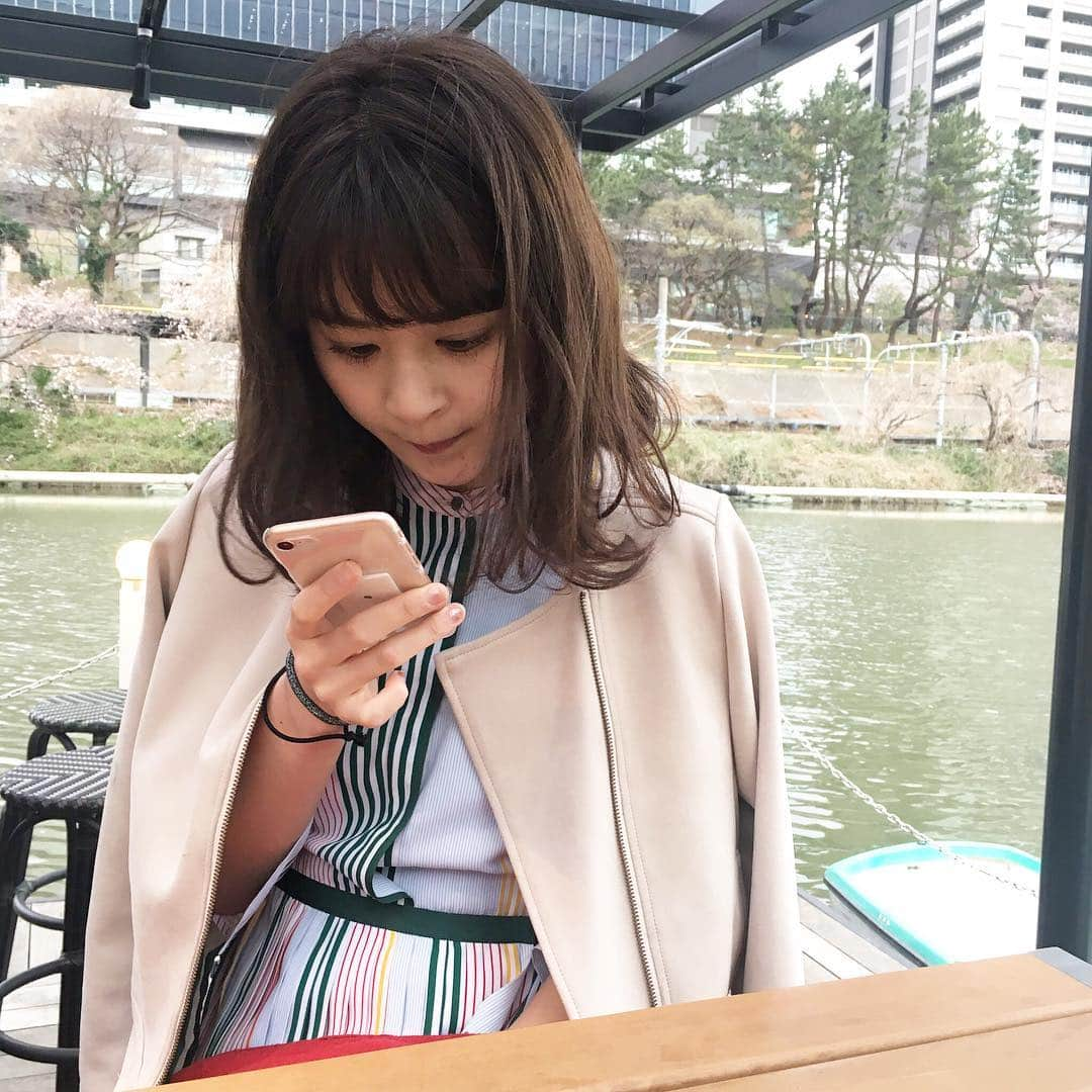 沖田愛加さんのインスタグラム写真 - (沖田愛加Instagram)「カナルカフェは外に膝掛けあってとても快適でした💙」3月27日 18時39分 - okita_aika