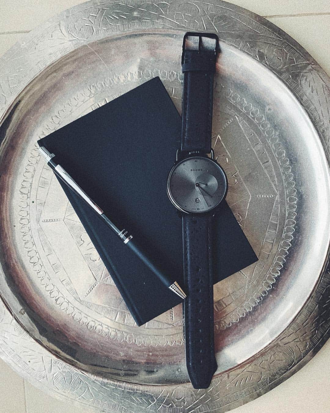 のインスタグラム：「Time tells all, so get yourself a watch. Especially a sustainable one like @baumewatches ⏱  日本に上陸したBAUMEが、3/29～3/31まで表参道にポップアップストアをオープンするよ！ #baumewatch  #baumetokyo」