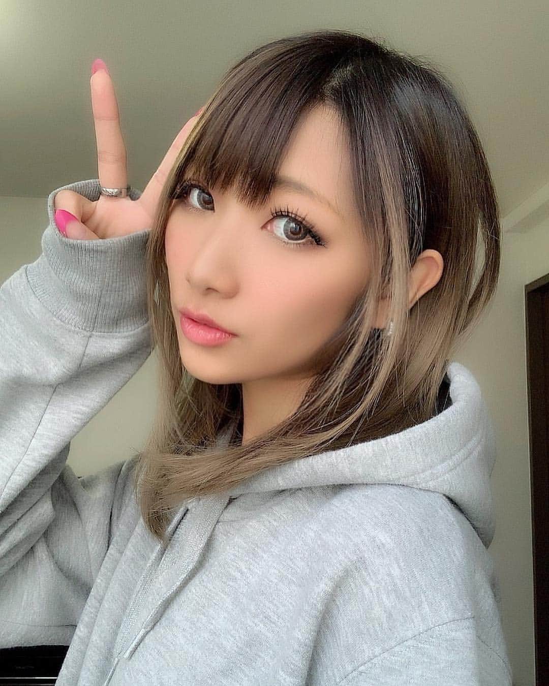 高橋由真のインスタグラム