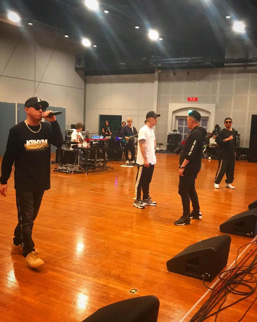 Kayzabroのインスタグラム：「武道館まであと3日 リハーサルもバッチリ👍 #budokan #rehearsal #hark #ak69」
