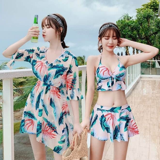 SweetHeart ショップさんのインスタグラム写真 - (SweetHeart ショップInstagram)「清楚系 体型カバー 3点セット水着 セパレート キニ タンキニ SHY272608  商品番号【SHY272608】 【送料込み3780円】  こちらのWEBでこのままご購入いただけますよ。  #バッグ #アクリル #夏 #ショルダーバッグ #チェーンバッグ #清楚系#カジュアルコーデ#水着#シンプルコーデ#トレンド#ママコーデ#プチプラ#買い物 #コーディネート #コーデ#ファッション#韓国ファッション#セレクト#スタイル#しまむら#gu#ジーユー#UNIQLO#ユニクロ#ザラ#ロンハーマン#セール」3月27日 19時24分 - sweetheartstore0711
