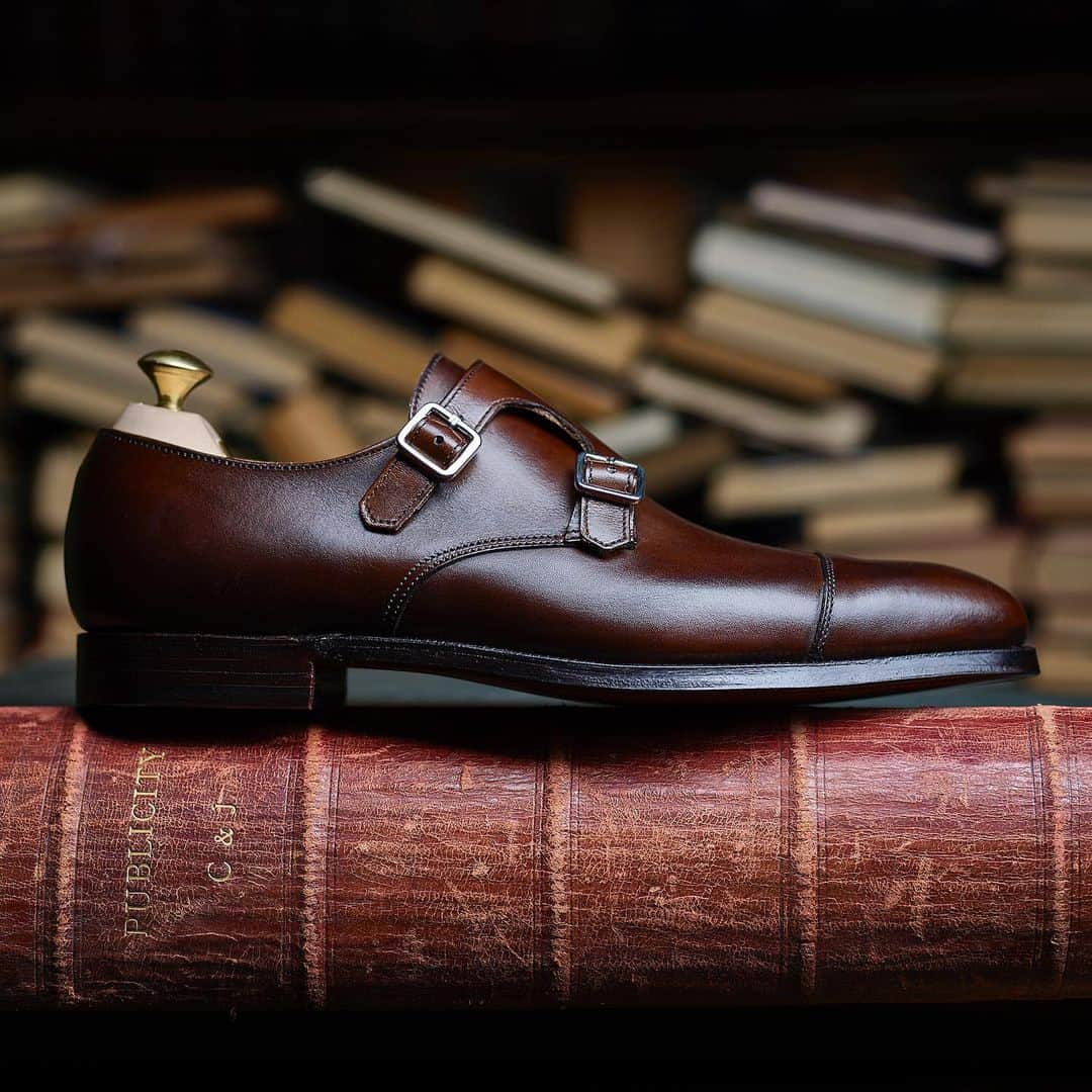 のインスタグラム：「Lowndes in Dark Brown Burnished Calf, a double buckle monk shoe with a straight toe cap. Made on last 348 using the finest leather with single leather soles. . Which colour way is your favourite? . #crockettandjones #madetobeworn #lowndes #last348 #monkshoes #buckle」