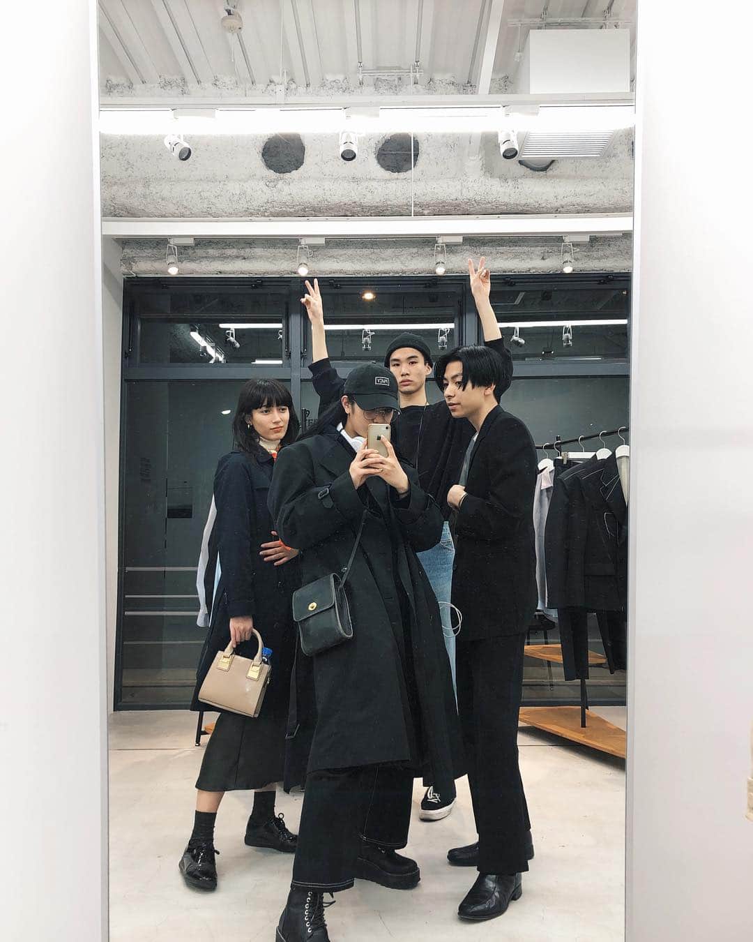 北澤舞悠（まゆちる）のインスタグラム：「✌🏻✌🏻」