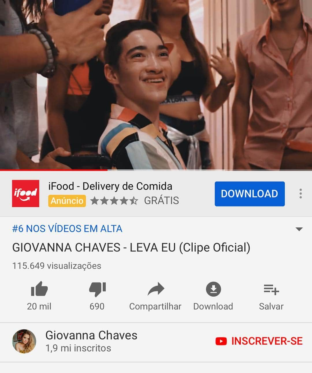 Giovanna Chavesさんのインスタグラム写真 - (Giovanna ChavesInstagram)「Bom dia!! Que delícia acordar e ver que estamos em 6 lugar nos vídeos em alta do YouTube em tão pouco tempo. Obrigada a todos que estão compartilhando e me ajudando a divulgar 💕 Fiquei muito feliz com as mensagens que recebi de ontem para hoje. Inclusão realmente é uma coisa muito bonita e quis deixar isso muito claro no clipe... Para quem ainda não viu, o link está na Bio e aos que já viram, veja dnv hahaha 😂 #LevaEuGiChaves ❤️」3月27日 20時48分 - giovannachaves