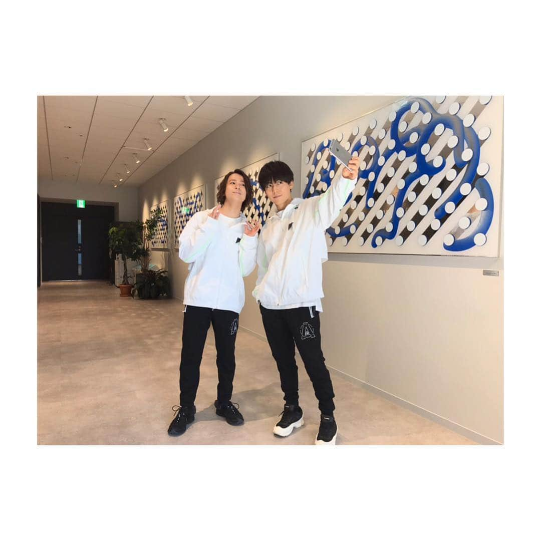 岩岡徹さんのインスタグラム写真 - (岩岡徹Instagram)「颯と👬🤳✌️ #AExME #AExDa_iCE #おそろコーデ」3月27日 21時07分 - da_ice_toru_iwaoka