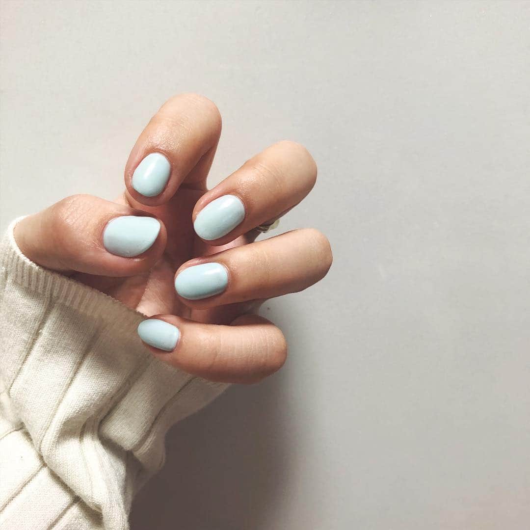 のインスタグラム：「* * ワンカラー 🦕🐬❄️🥏🧩💎 . @kananails_loiseaubleu . .」