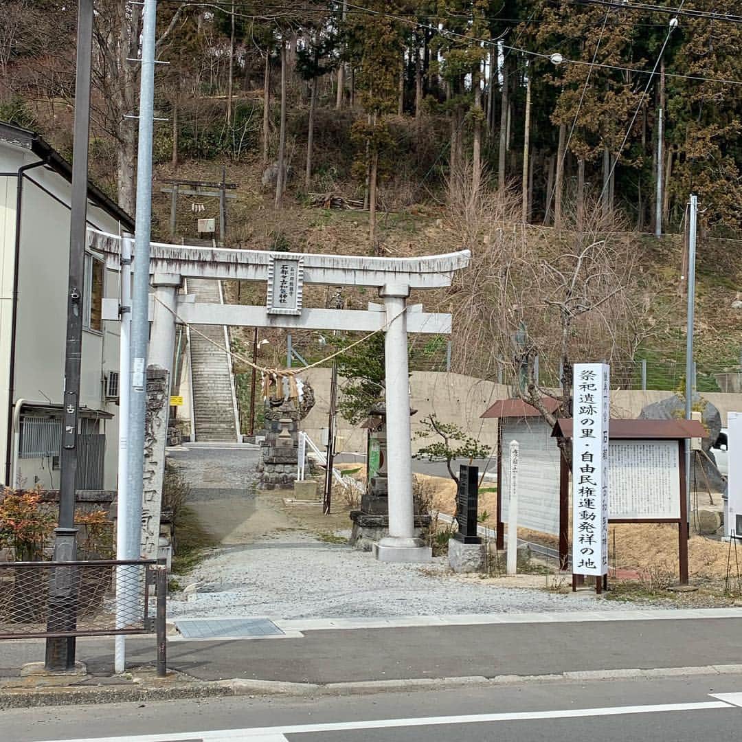 のインスタグラム：「#福島 #母畑温泉八幡屋 #ナイトステージ銀河 #マジックショー もあと3日✨ 最後まで全力で頑張る！」