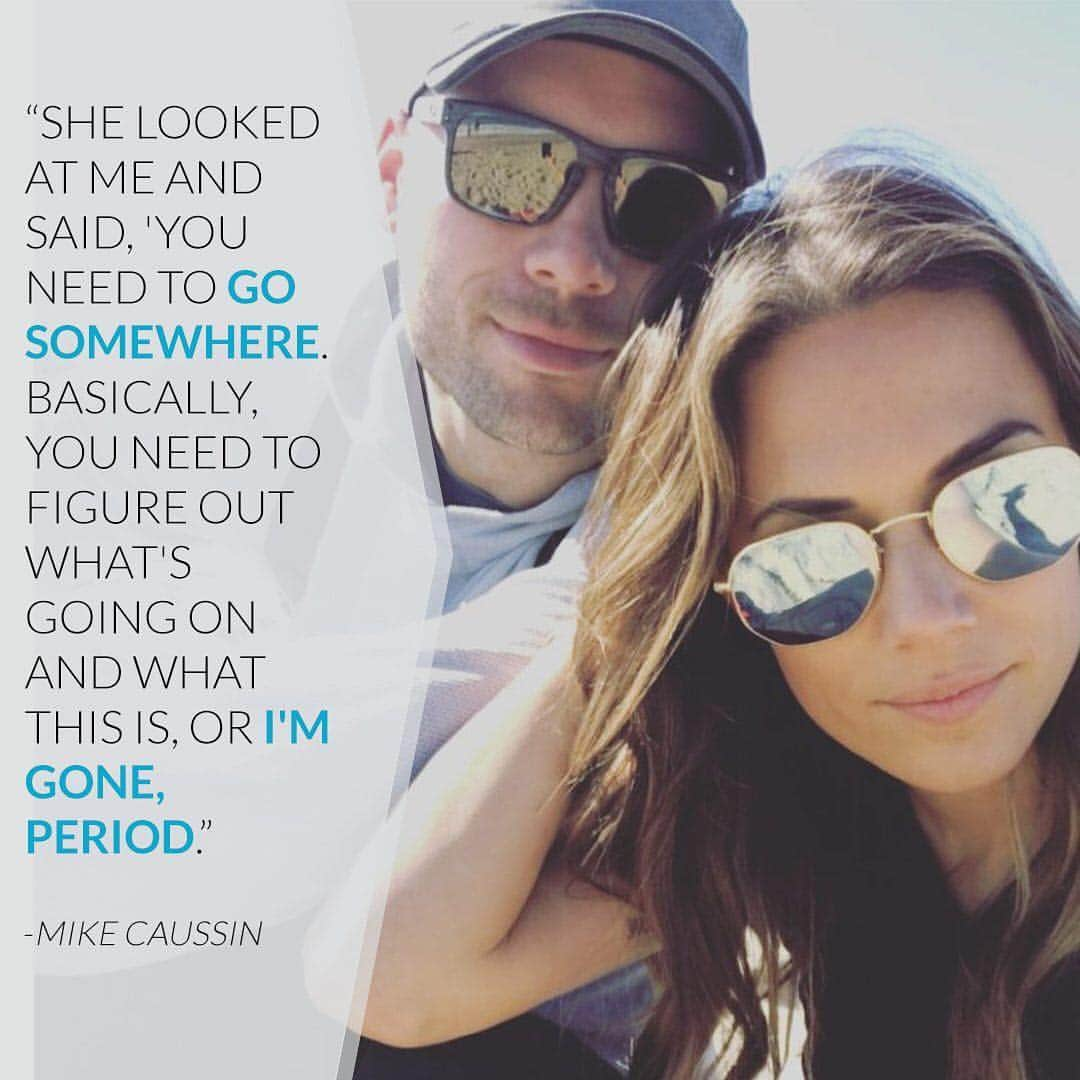 E! Onlineさんのインスタグラム写真 - (E! OnlineInstagram)「Jana Kramer's husband Mike Caussin opened up about being a sex addict, receiving treatment and what it means to be one year sober. Link in bio for the full story. (📷: @kramergirl)」3月27日 21時31分 - enews