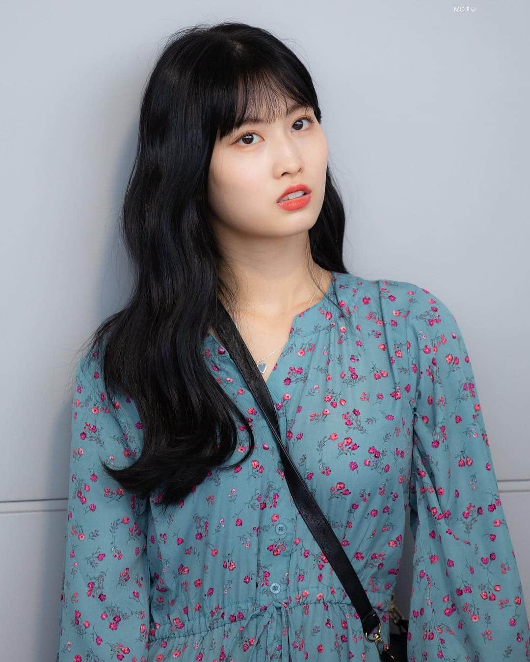 モモさんのインスタグラム写真 - (モモInstagram)「♡ [Fantaken] 190325 - Gimpo Airport back from Japan -  #MOMO #트와이스 #모모 #平井もも #もも #TWICE © terpsichore, moji1109」3月27日 21時52分 - momojype