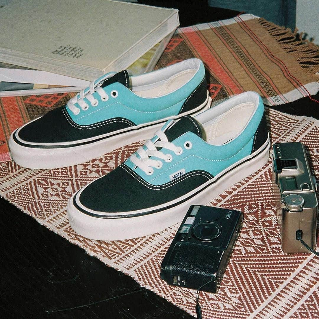 ヴァンズさんのインスタグラム写真 - (ヴァンズInstagram)「Weekend essentials 🏕 #vansjapan #myvans」3月27日 21時56分 - vansjapan