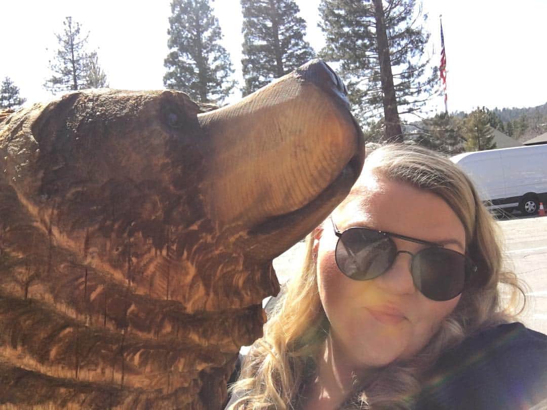 のインスタグラム：「Making friends ❤️🐻 up in the mountains shooting something very special... 🤫 #ChristmasHereAndThere #ninthhousefilms」