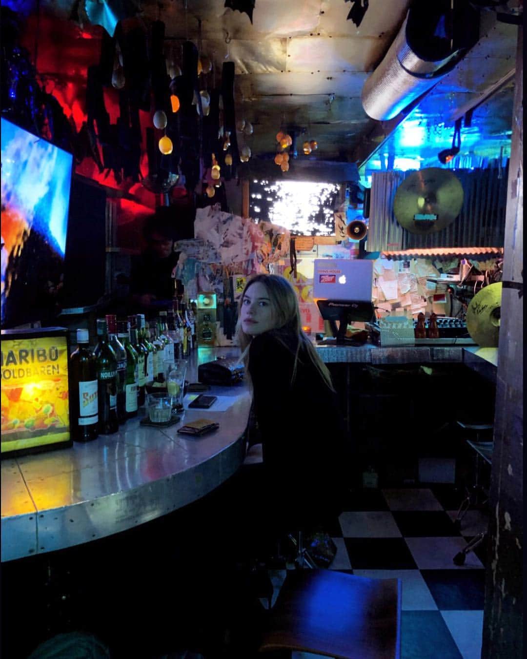 カミラ・ロウのグルメインスタ