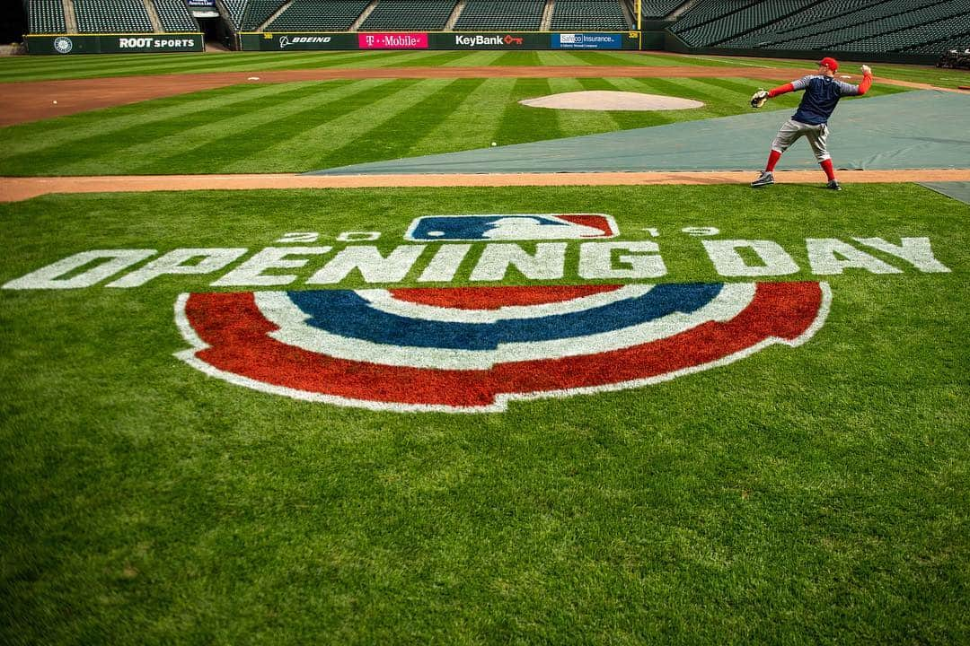 ボストン・レッドソックスさんのインスタグラム写真 - (ボストン・レッドソックスInstagram)「Almost.  #OpeningDay」3月28日 8時24分 - redsox