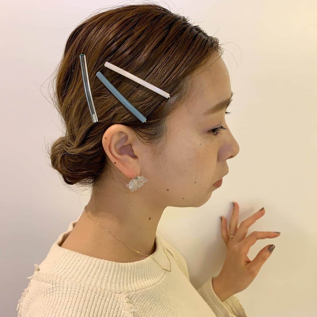 YU-U（工藤由布）さんのインスタグラム写真 - (YU-U（工藤由布）Instagram)「2019,03,28のアレンジ コンパクトヘア☻タイトも好き🙈 崩さないギブソンタックにしたよ✨ ピン… @san_official コーム… @nood.aoi ピアス… @nemunemu_accessories ・・・ #ヘアアレンジ #uアレンジ #ボブアレンジ #ミディアムアレンジ #ロングアレンジ  #uボブアレンジ #hairarrange #hairstyle #tcbsnap #noodaccessory #nemunemu #タイトヘア #ギブソンタック #sAnコレ #thedallas #todayful」3月28日 8時48分 - nyan22u22nyan