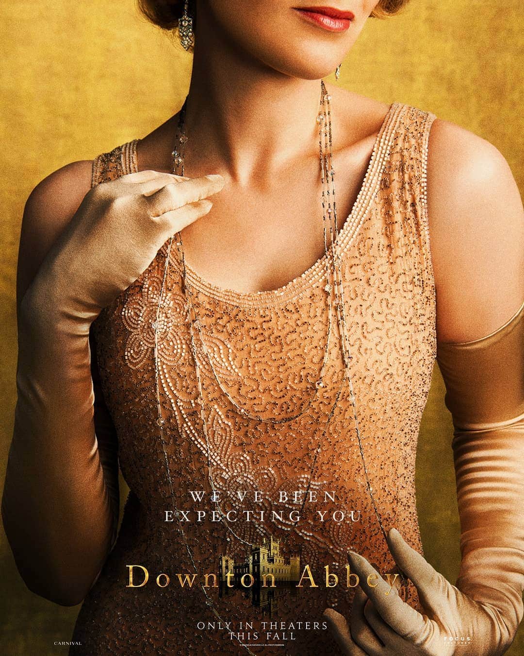 ローラ・カーマイケルのインスタグラム：「Welcome back to Downton. Only in theaters this September. #DowntonAbbeyFilm」