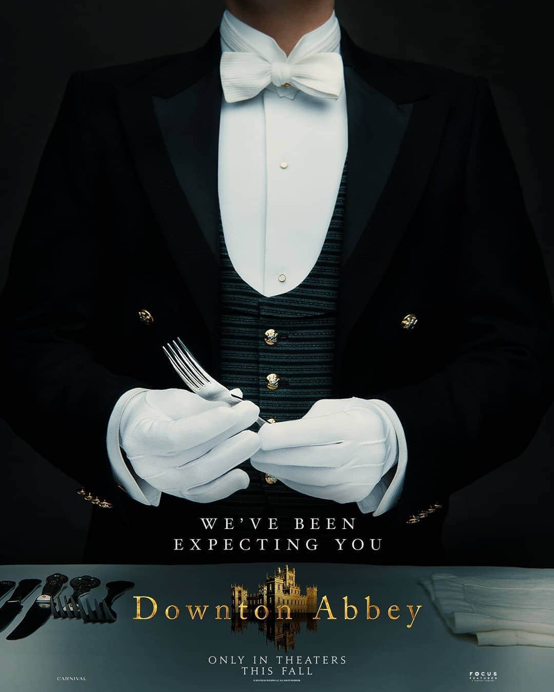 ローラ・カーマイケルさんのインスタグラム写真 - (ローラ・カーマイケルInstagram)「Welcome back to Downton. Only in theaters this September. #DowntonAbbeyFilm」3月28日 0時03分 - larrycarmichael