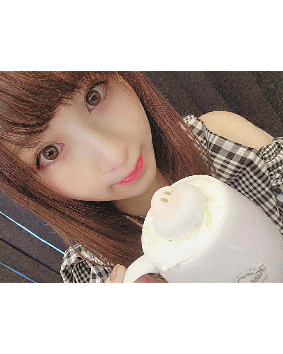 小田桐奈々さんのインスタグラム写真 - (小田桐奈々Instagram)「おひげさん( * ˙灬˙ )"💓 カフェオレ得意じゃないけど、カービィのあまりの可愛さに注文。ぷかぷかしておられた🌊 #手が大きい * #カービィカフェ は予約サイト気づいたらチェックしてを繰り返してたら、キャンセルが出た瞬間に運良くアクセスできたよ…！ * * * #カービィカフェ  #星のカービィ #カービィ #KIRBY #KIRBYCAFE #ソラマチ #そらまち #押上 #oshiage #東京ソラマチ #カフェ #Cafe #星のカービィ #Nintendo #任天堂 #スカイツリー #skytree #tokyoskytree #ワドルディ #snidel #スナイデル #カフェオレ #マシュマロ #ましゅまろ #ランチ #lunch #押上ランチ #ワドルディ」3月28日 0時18分 - odagirinana