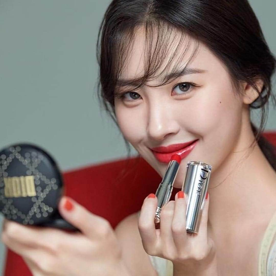 ソンミさんのインスタグラム写真 - (ソンミInstagram)「Positivity or Lucky?  #753 #536 #dioraddictstellarshine #dior @diormakeup @dior」3月28日 0時26分 - miyayeah