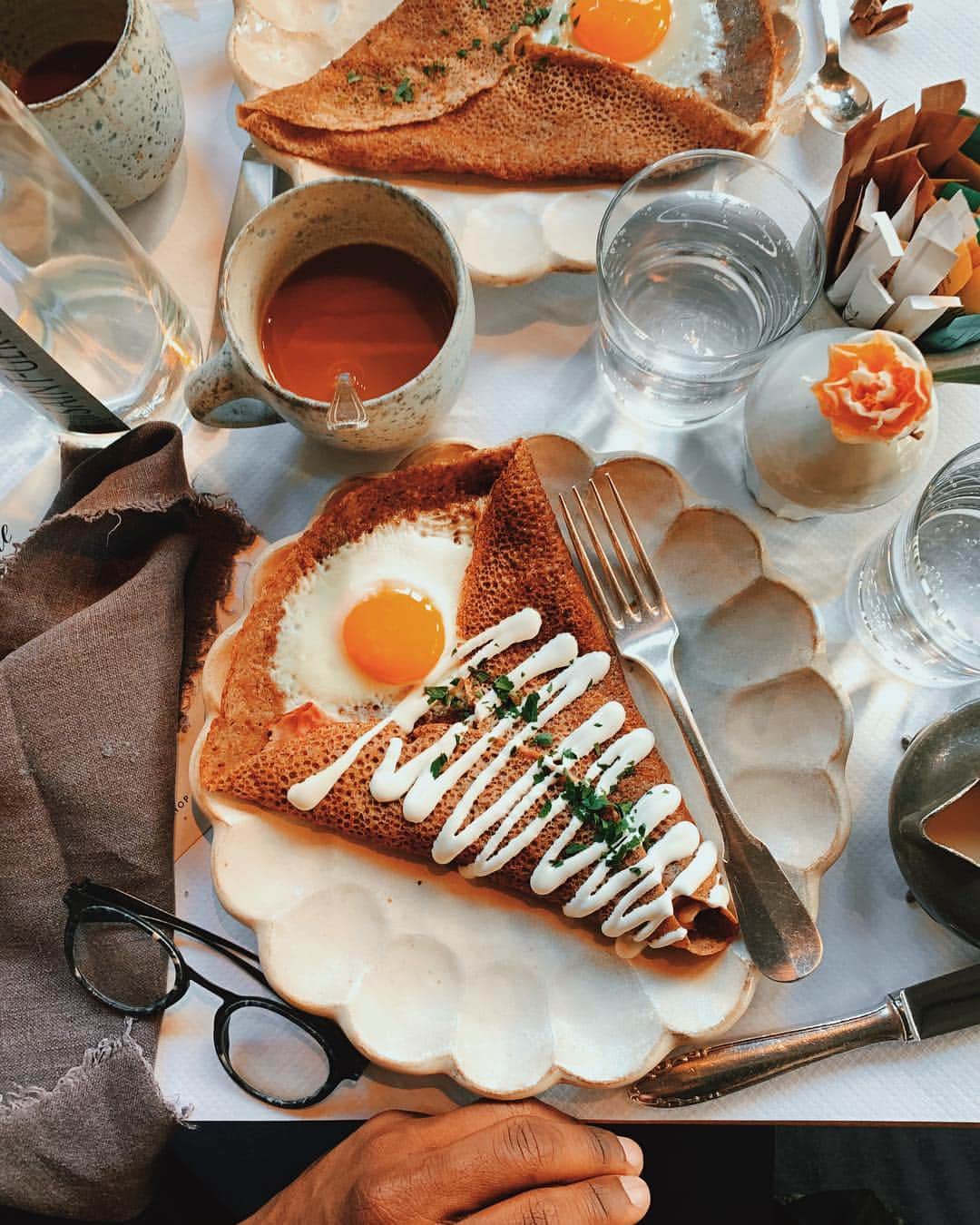 Paul Octaviousのインスタグラム：「After having this crêpe this morning, I’ve realized I’ve “never” had a crêpe before... 😭❤️ CRÊPE COMPLÈTE @lamerceriecafe  egg sunny side up, ham Comté 18 months」