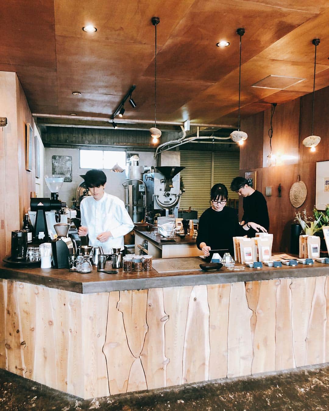 中村貞裕さんのインスタグラム写真 - (中村貞裕Instagram)「#cafe #福岡 #久留米 #coffeecounty #街のカルチャースポット #coffeeroaster」3月28日 0時45分 - transit_nakamura
