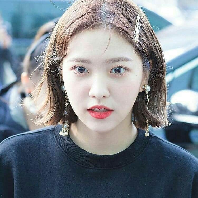 イェリさんのインスタグラム写真 - (イェリInstagram)「For those who miss Yeri's short hair😊😘😍 #REDVELVET #YERI #레드벨벳 #예리」3月28日 1時08分 - redvelvet_yeri