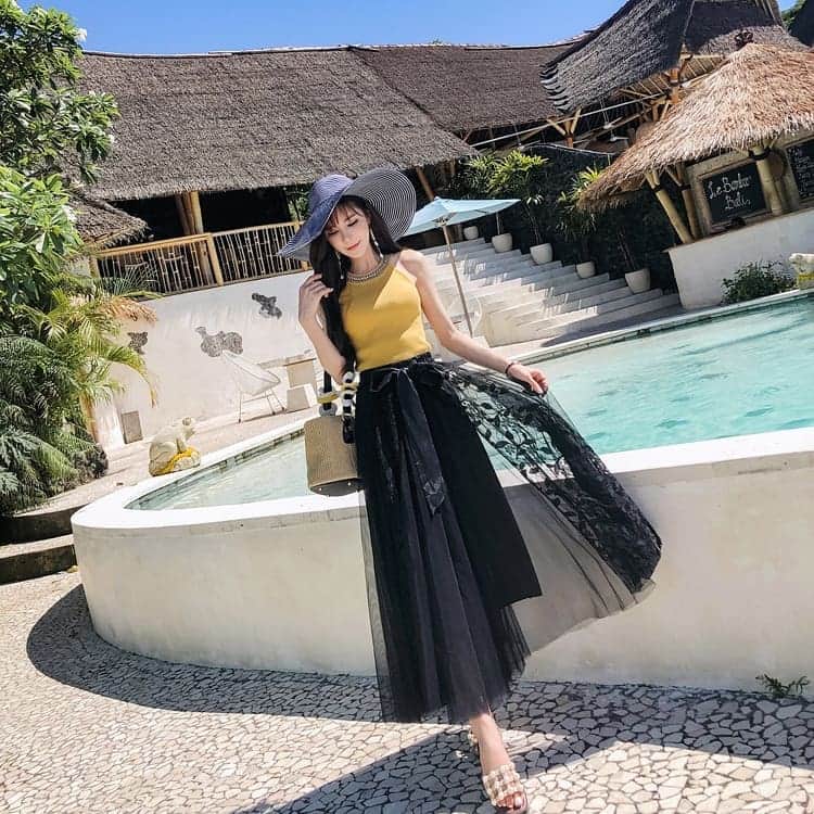 SweetHeart ショップさんのインスタグラム写真 - (SweetHeart ショップInstagram)「春夏コーデ レース スカート ロングスカート SHQ272601  商品番号【SHQ272601】 【送料込み3480円】  こちらのWEBでこのままご購入いただけますよ。  #ロングスカート#スカート #ストレッチパンツ #レース #ストレートパンツ #冬服 #カジュアル#カジュアルコーデ#シンプル#シンプルコーデ#トレンド#ママコーデ#プチプラ#フォロー#買い物#コーデ#ファッション#韓国ファッション#セレクト#スタイル#しまむら#gu#ジーユー#UNIQLO#ユニクロ#ザラ#ロンハーマン#セール」3月28日 1時18分 - sweetheartstore0711