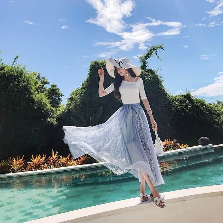 SweetHeart ショップさんのインスタグラム写真 - (SweetHeart ショップInstagram)「春夏コーデ レース スカート ロングスカート SHQ272601  商品番号【SHQ272601】 【送料込み3480円】  こちらのWEBでこのままご購入いただけますよ。  #ロングスカート#スカート #ストレッチパンツ #レース #ストレートパンツ #冬服 #カジュアル#カジュアルコーデ#シンプル#シンプルコーデ#トレンド#ママコーデ#プチプラ#フォロー#買い物#コーデ#ファッション#韓国ファッション#セレクト#スタイル#しまむら#gu#ジーユー#UNIQLO#ユニクロ#ザラ#ロンハーマン#セール」3月28日 1時18分 - sweetheartstore0711