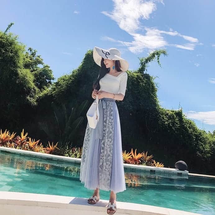 SweetHeart ショップさんのインスタグラム写真 - (SweetHeart ショップInstagram)「春夏コーデ レース スカート ロングスカート SHQ272601  商品番号【SHQ272601】 【送料込み3480円】  こちらのWEBでこのままご購入いただけますよ。  #ロングスカート#スカート #ストレッチパンツ #レース #ストレートパンツ #冬服 #カジュアル#カジュアルコーデ#シンプル#シンプルコーデ#トレンド#ママコーデ#プチプラ#フォロー#買い物#コーデ#ファッション#韓国ファッション#セレクト#スタイル#しまむら#gu#ジーユー#UNIQLO#ユニクロ#ザラ#ロンハーマン#セール」3月28日 1時18分 - sweetheartstore0711