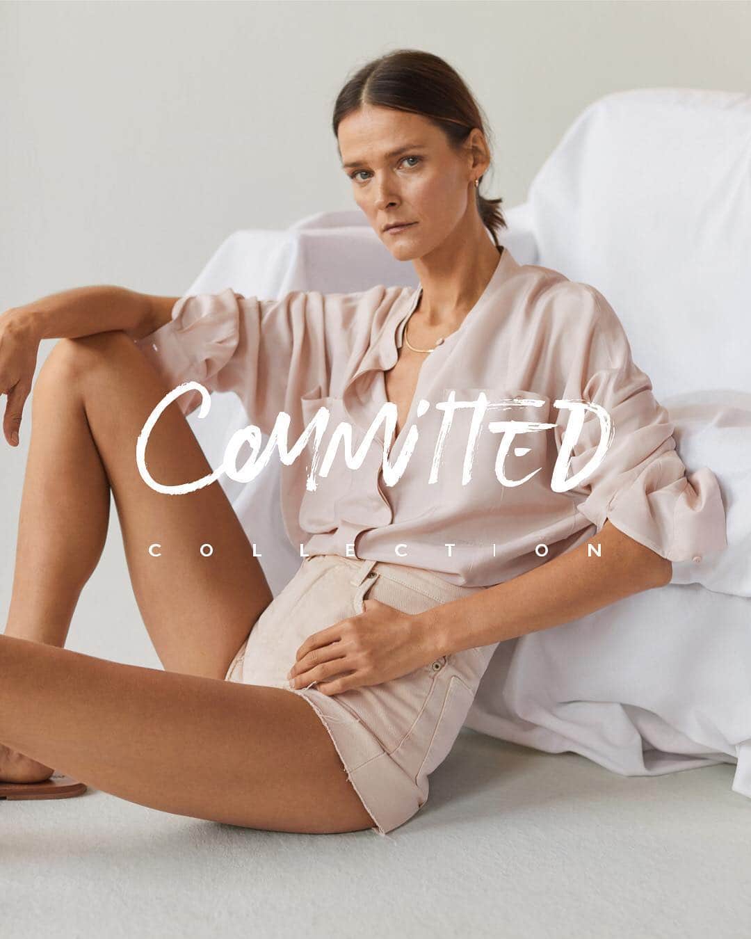 MANGOさんのインスタグラム写真 - (MANGOInstagram)「Committed Collection | A thoughtfully crafted capsule of minimal, natural and organic garments. #MangoCommitted #MangoSS19 #Mango @kasscarmen」3月28日 2時07分 - mango