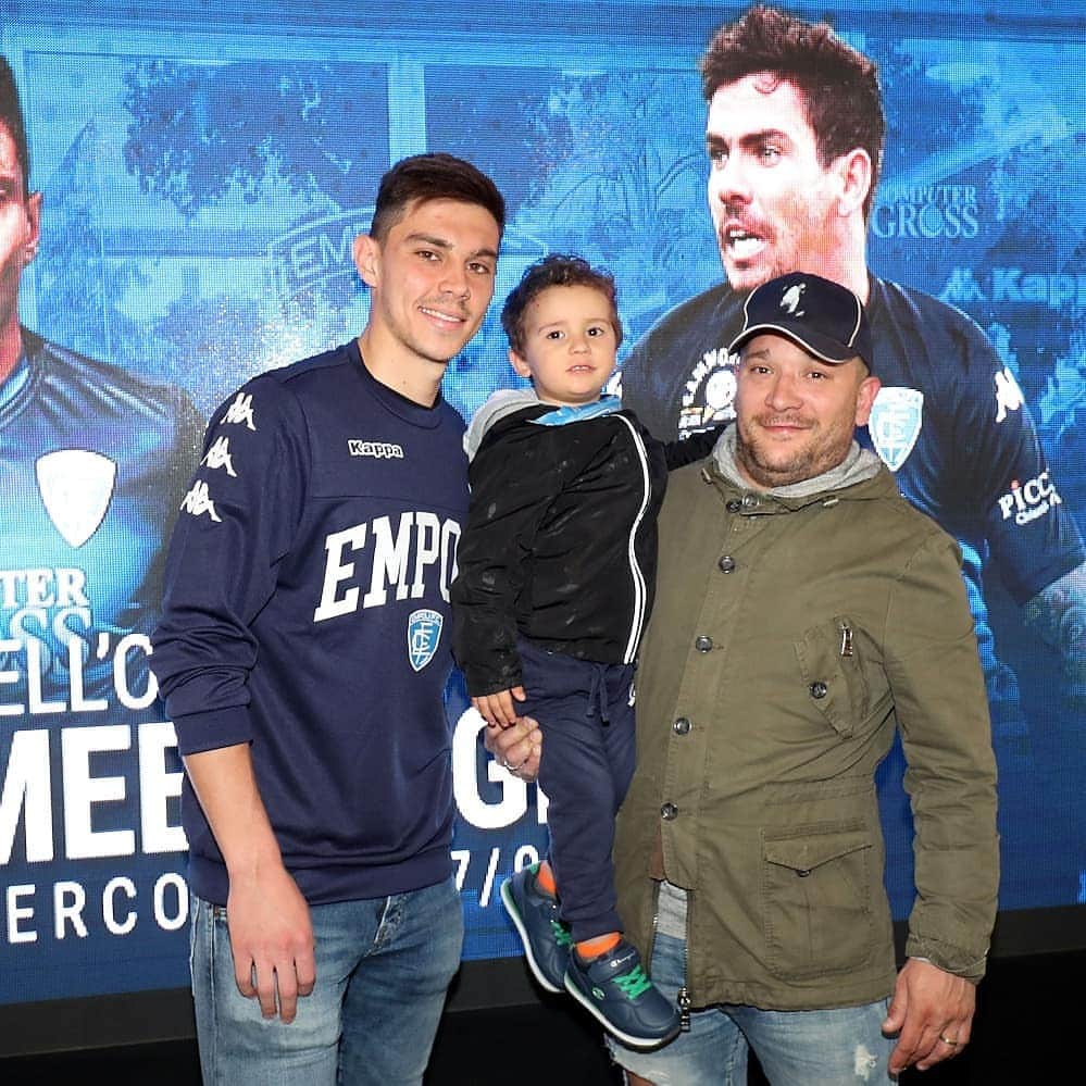 エンポリFCさんのインスタグラム写真 - (エンポリFCInstagram)「@cristiandellorco e @diegofarias17 questa sera all'Empoli Store 📸📸📸」3月28日 3時24分 - empoli_fc_official