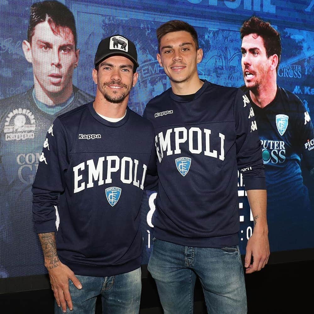 エンポリFCさんのインスタグラム写真 - (エンポリFCInstagram)「@cristiandellorco e @diegofarias17 questa sera all'Empoli Store 📸📸📸」3月28日 3時24分 - empoli_fc_official