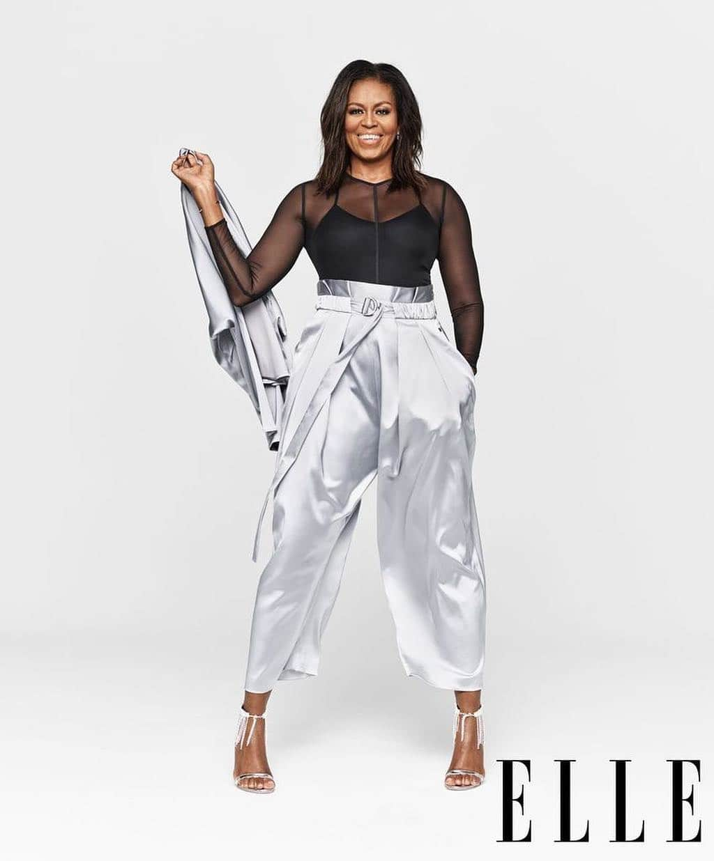 ELLE Magazineさんのインスタグラム写真 - (ELLE MagazineInstagram)「Michelle Obama's #Becoming is set to be one of the most successful memoirs of all time. Click the link in bio to learn how the former first lady's book is breaking records.  ELLE December 2018 credits:  Editor-in-chief: @ninagarcia Photographer: @millermobley Stylist: @meredithkoop Hair: @yenedamtew Makeup: @carlraymua Chief photography director: @alixbcampbell」3月28日 3時28分 - elleusa