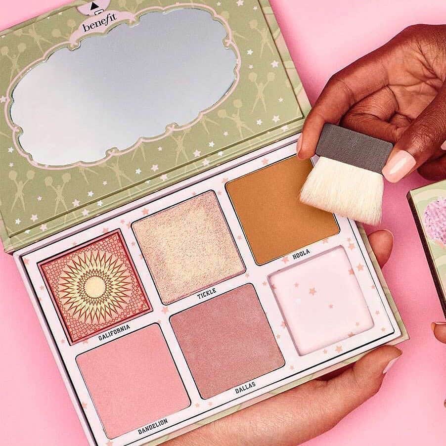 Benefit Cosmeticsのインスタグラム