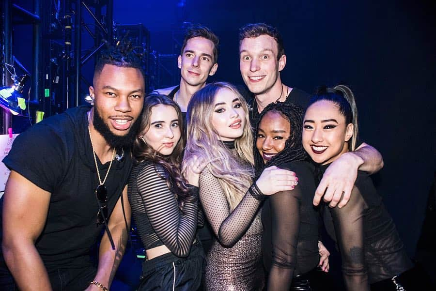 サブリナ・カーペンターさんのインスタグラム写真 - (サブリナ・カーペンターInstagram)「i already have love in LA」3月28日 4時00分 - sabrinacarpenter