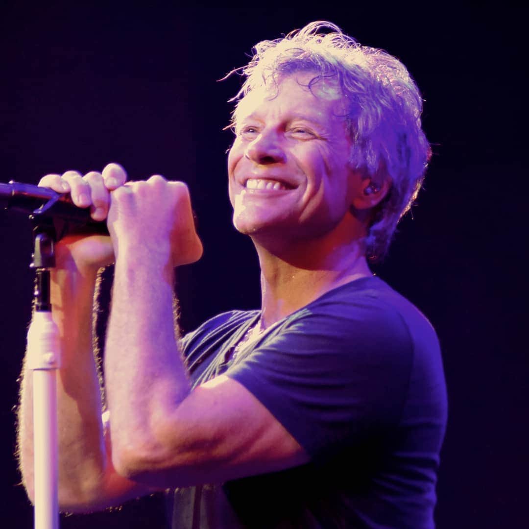 Bon Joviさんのインスタグラム写真 - (Bon JoviInstagram)「Thanks for the great photo @miapioliphoto! -JBJ」3月28日 4時01分 - bonjovi
